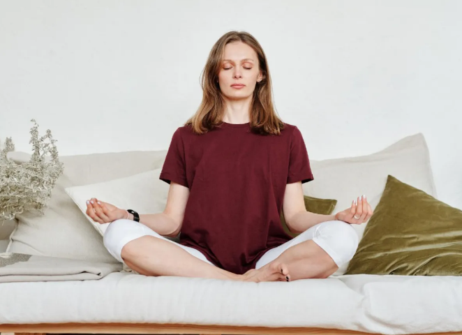 Lissabon Universiteti: Meditasiya ürək xəstəliyi olan insanların həyat keyfiyyətini yaxşılaşdırır