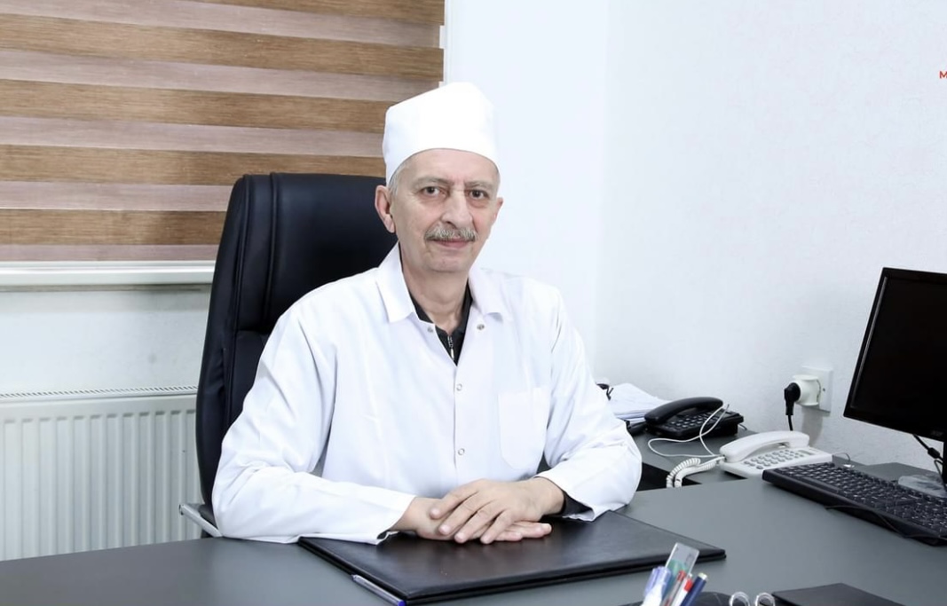 Xaçmaz Rayon Mərkəzi Xəstəxanasının baş həkimi Lətif Abasov - Həkimlərimizi tanıyaq!
