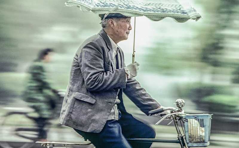 Çinli uzunömürlülər niyə bol isti su içirlər – Biz bu vərdişi qəbul etməliyik!