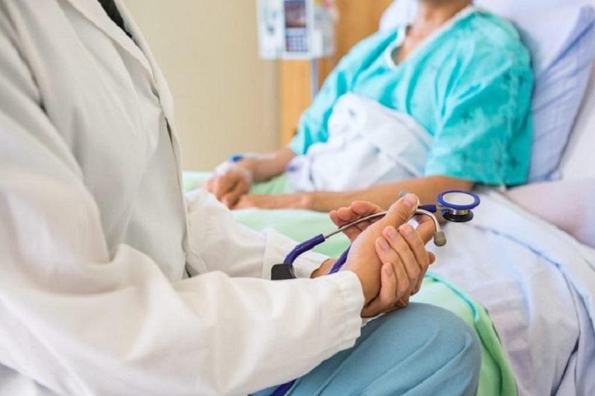 İmmunoloq: 15-18 yaşda olanlar bu xəstəliyə daha həssasdır