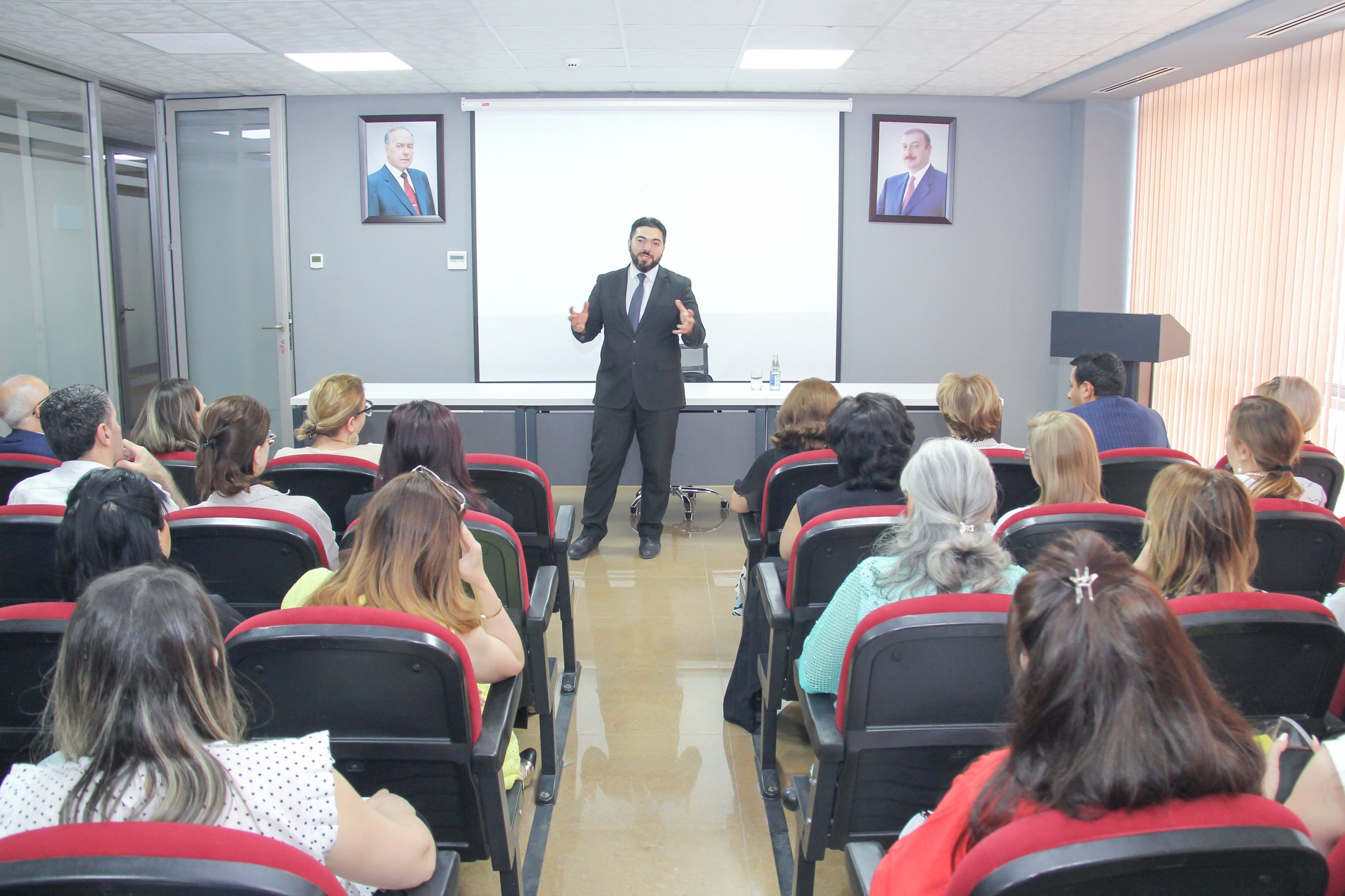Bakı Baş Səhiyyə Mərkəzinin əməkdaşlarına 