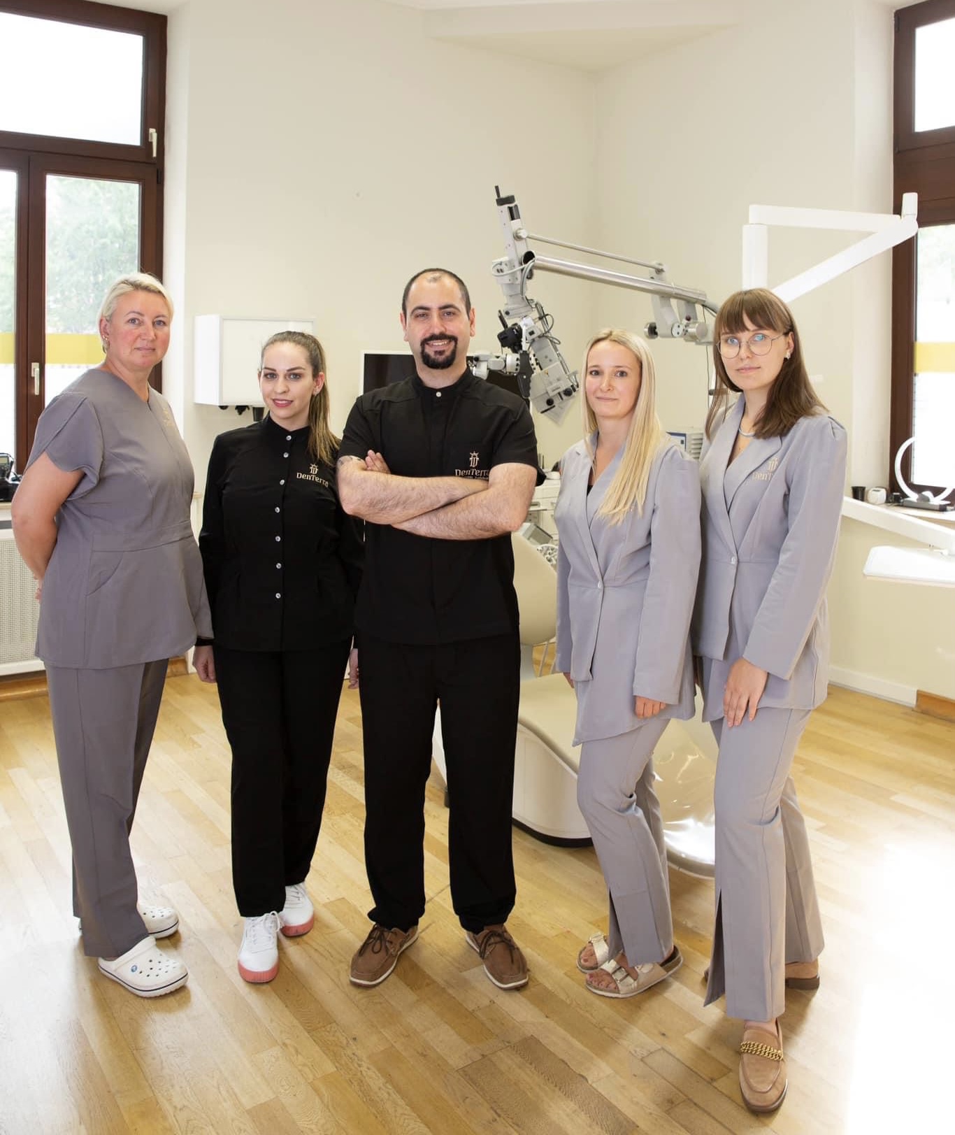 Azərbaycanlı stomatoloq Almaniyada stomatoloji klinika açıb