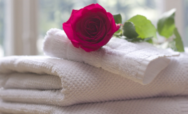 Üz dəsmalları sızanaqlara və infeksiyalara səbəb ola bilər