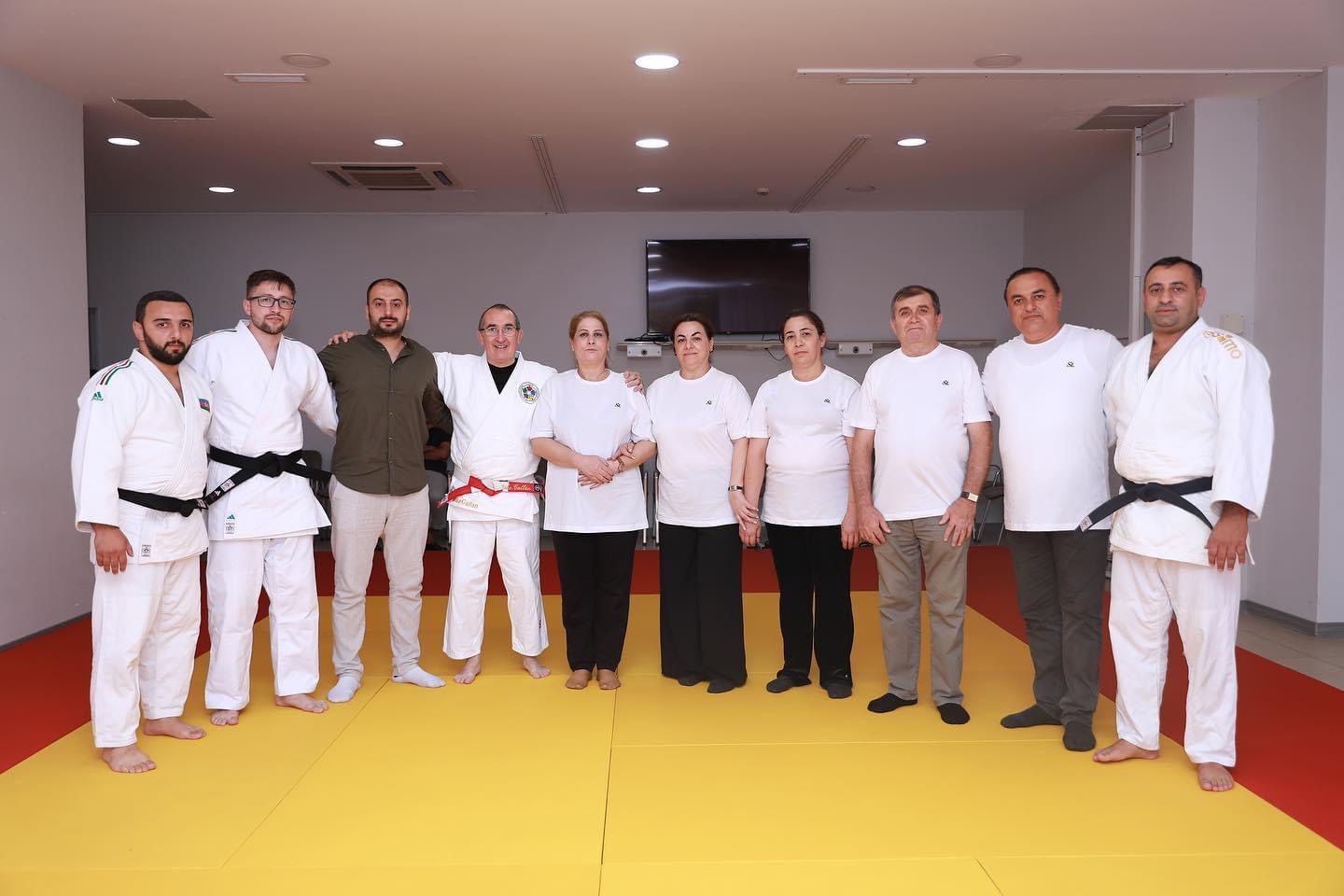 Yaşlılar arasında cüdonun təhlükəsiz yıxılma proqramı üzrə beynəlxalq seminar təşkil edilib