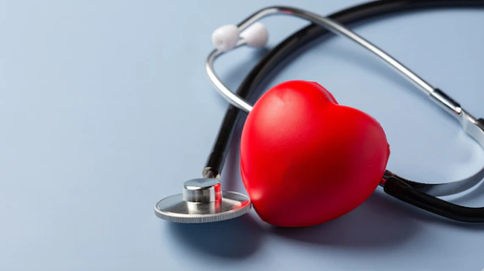 Kardioloq: Baş ağrıları ürək xəstəliyinin əlaməti ola bilər