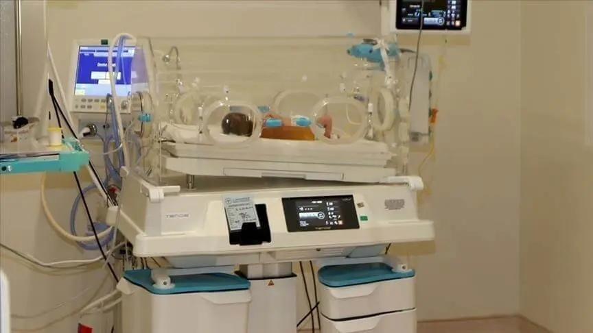 İngiltərəni dəhşətə gətirən hadisə: 7 körpəni öldürən tibb bacısı ömürlük həbs cəzasına məhkum edildi