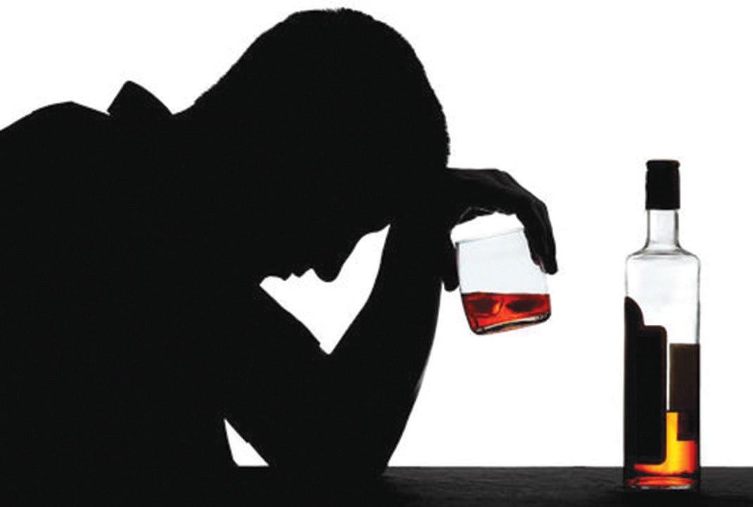 Alkoqoldan çox istifadə ilə ölümcül şişlərin inkişaf riski var