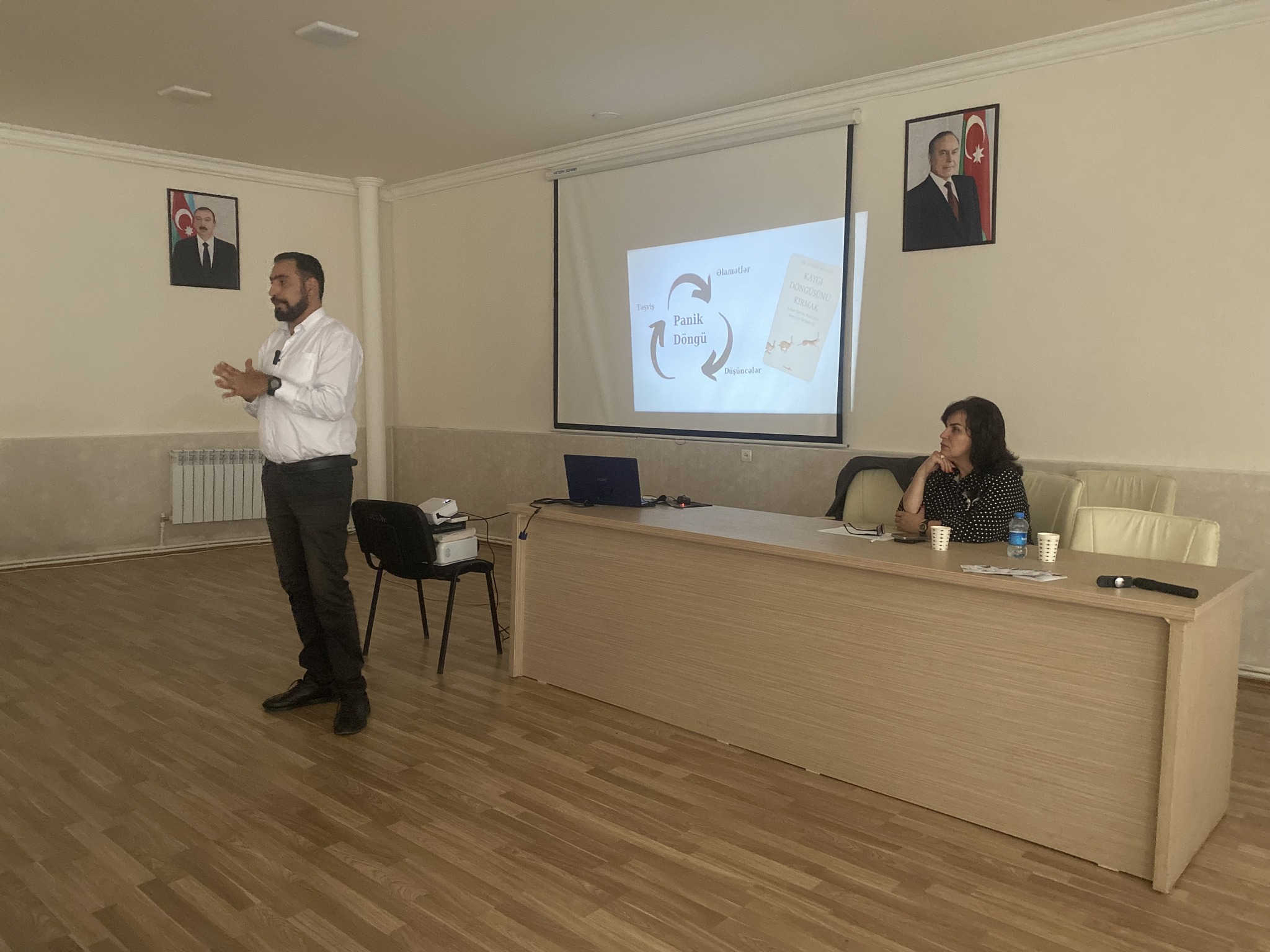 Gəncədə “Təşviş pozuntuları ilə psixoloji işin aparılması proqramı” mövzusunda seminar keçirilib