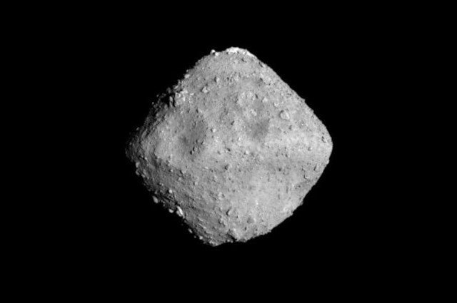 NASA: Amerika Zond Bennu asteroidində su molekulları tapıb