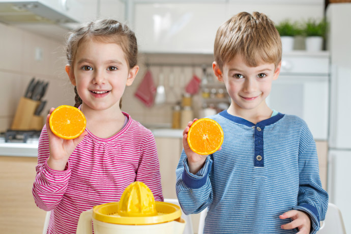 Uşaqlara vitamin vermək niyə təhlükəlidir?