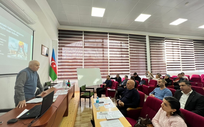 ATU əməkdaşları Əmək və Sosial Münasibətlər Akademiyasında mühazirə oxuyublar  