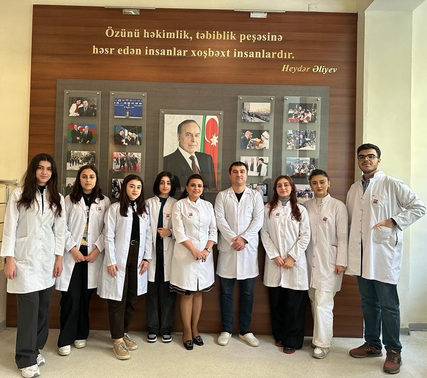 Respublika QİÇS-lə Mübarizə Mərkəzində BDU-nun Biologiya fakültəsinin tələbələri üçün tanışlıq turu təşkil edilib