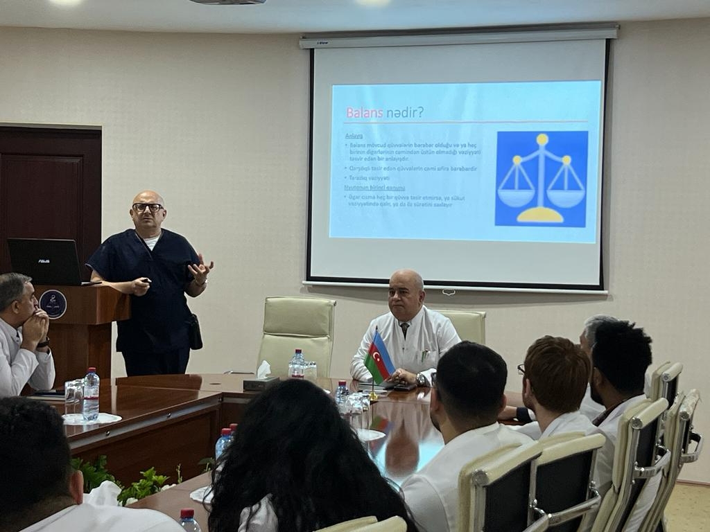  Düzgün qamət sağlamlığın əsas şərtlərindən biridir   