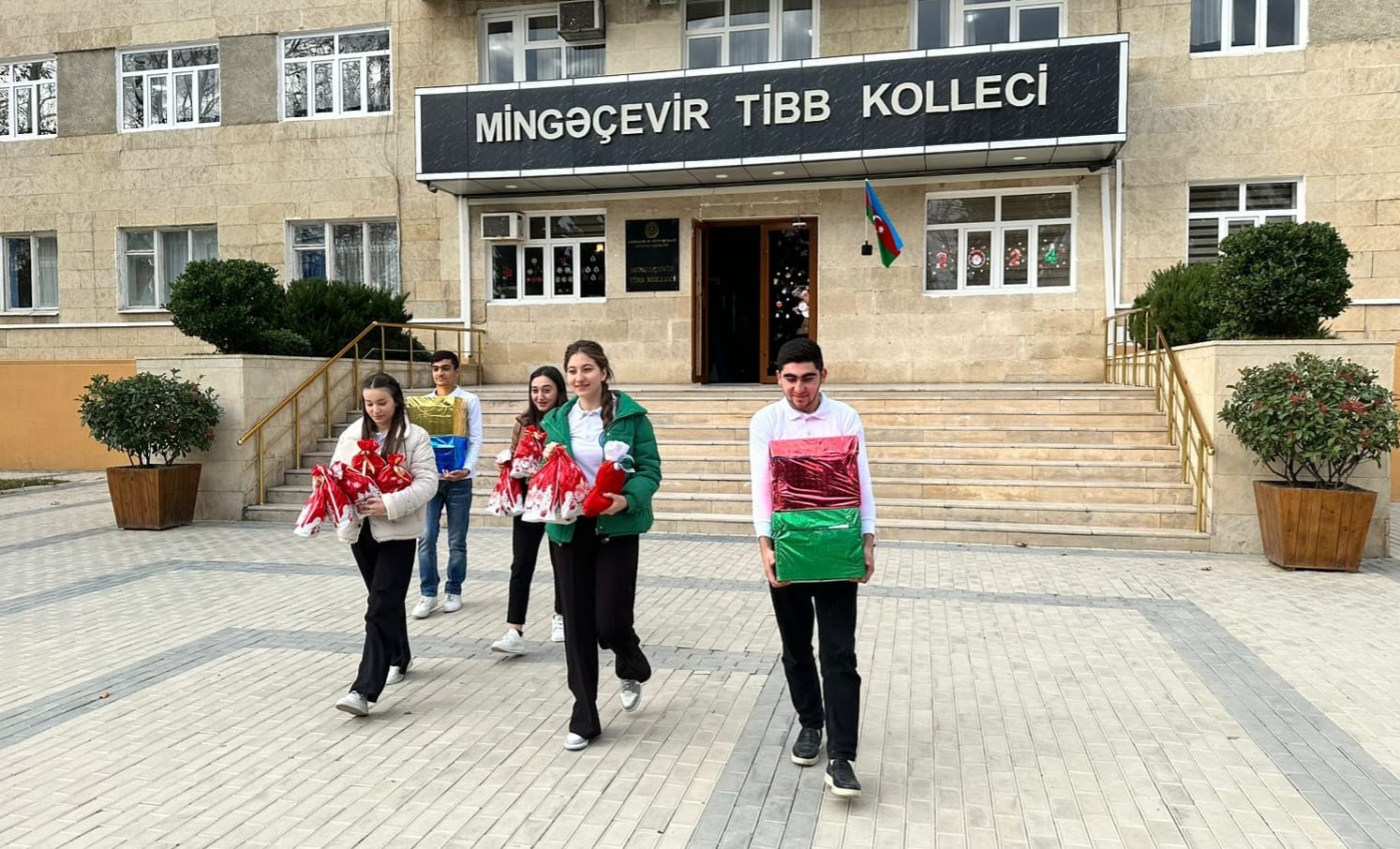 Mingəçevir Uşaq Nevroloji Sanatoriyasında müalicə alan uşaqlar ziyarət olunub