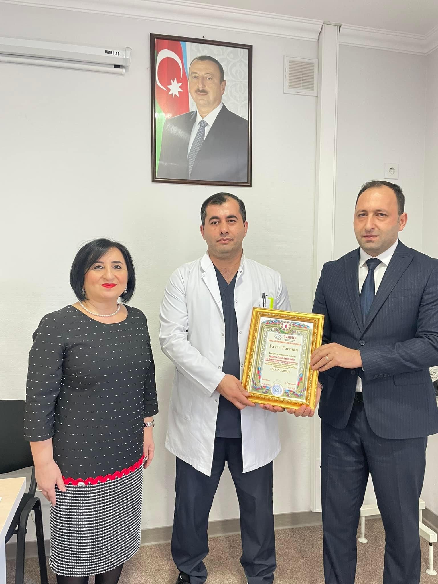 Pirallahı Tibb Mərkəzinin əməkdaşları Həmrəylik Günü münasibətilə mükafatlandırılıb