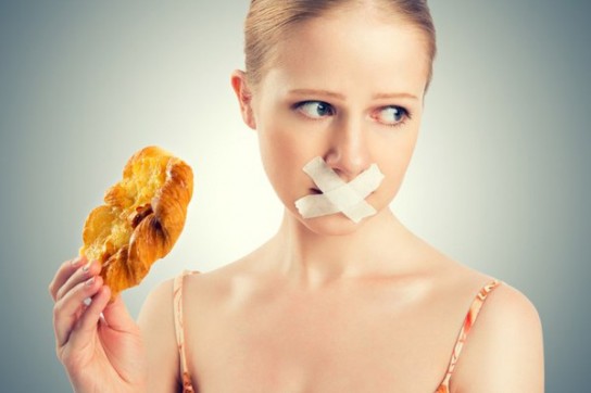 Alimlər yemək vaxtının insult riskinə təsir edə biləcəyini müəyyənləşdiriblər