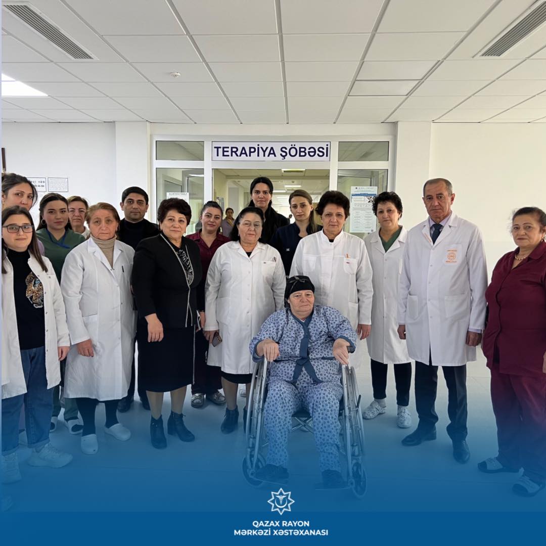 Huşsuz vəziyyətdə Qazax Rayon Mərkəzi Xəstəxanasına gətirilən şəhid anasının hərəkəti və nitqi nisbətən bərpa olunub