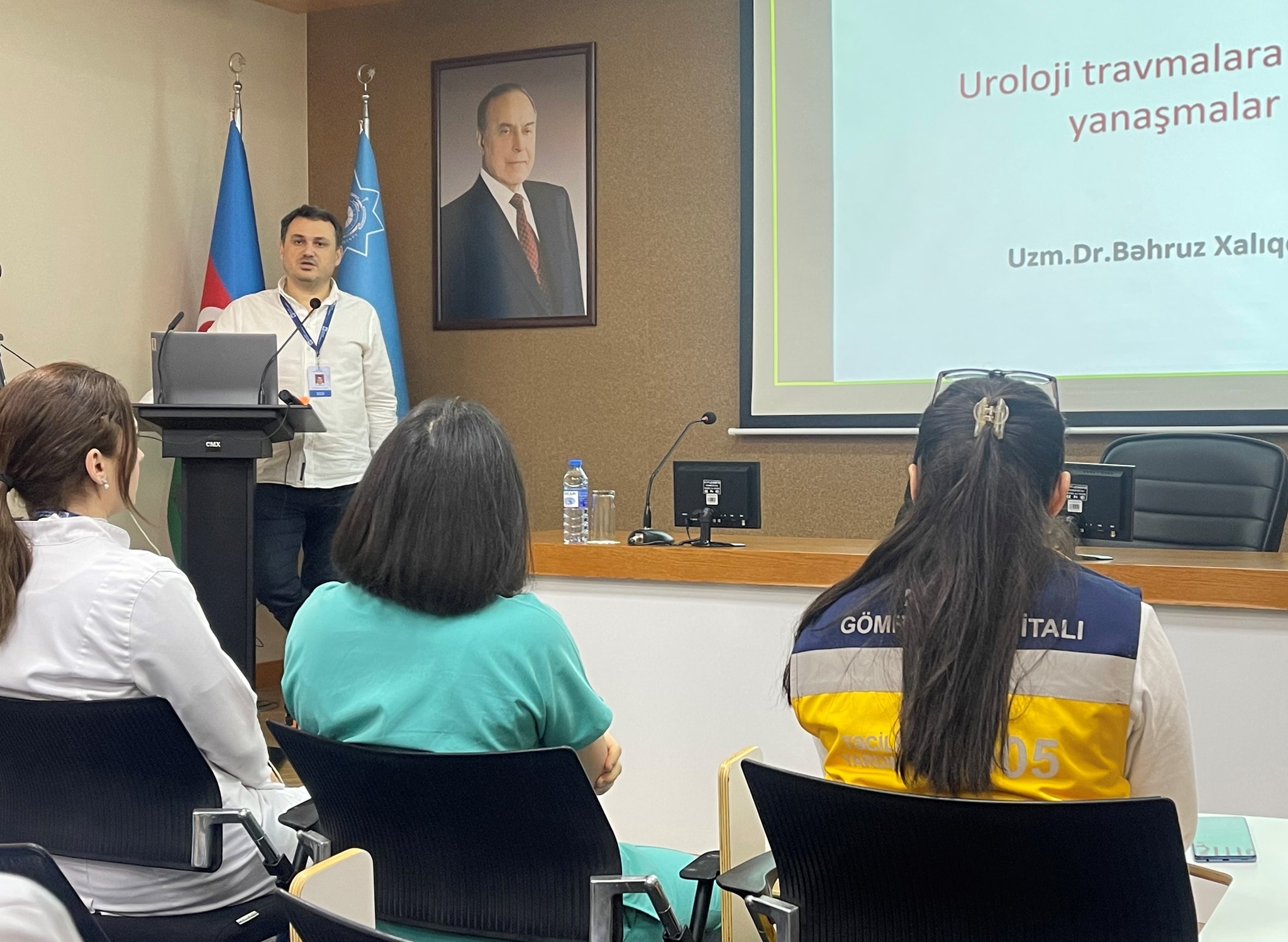  Mərkəzi Gömrük Hospitalında seminar: “Uroloji travmalara klinik yanaşmalar”    