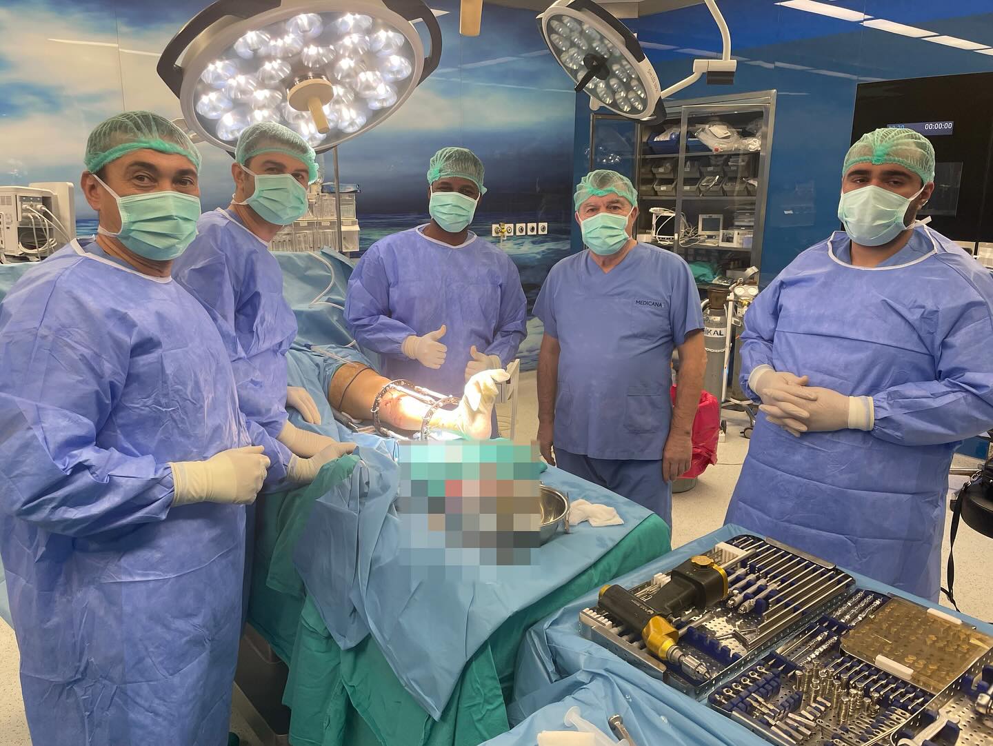 Tibb elmləri doktoru Cəbrayıl Ələkbərov Türkiyədə praktiki kursda 38 illik təcrübəsini bölüşüb