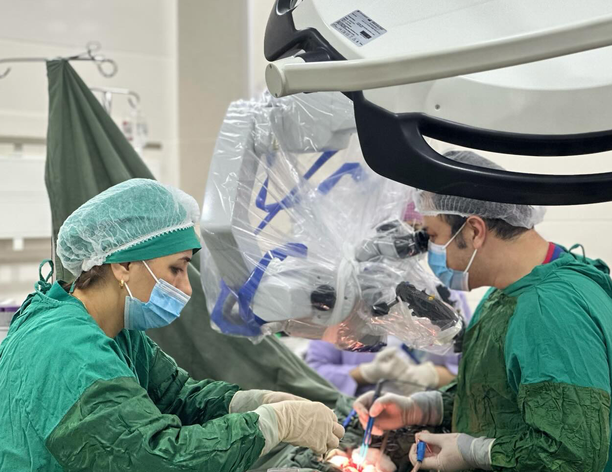  Sabunçu Tibb Mərkəzində 67 yaşlı xəstə beyin şişindən əməliyyat olunub   