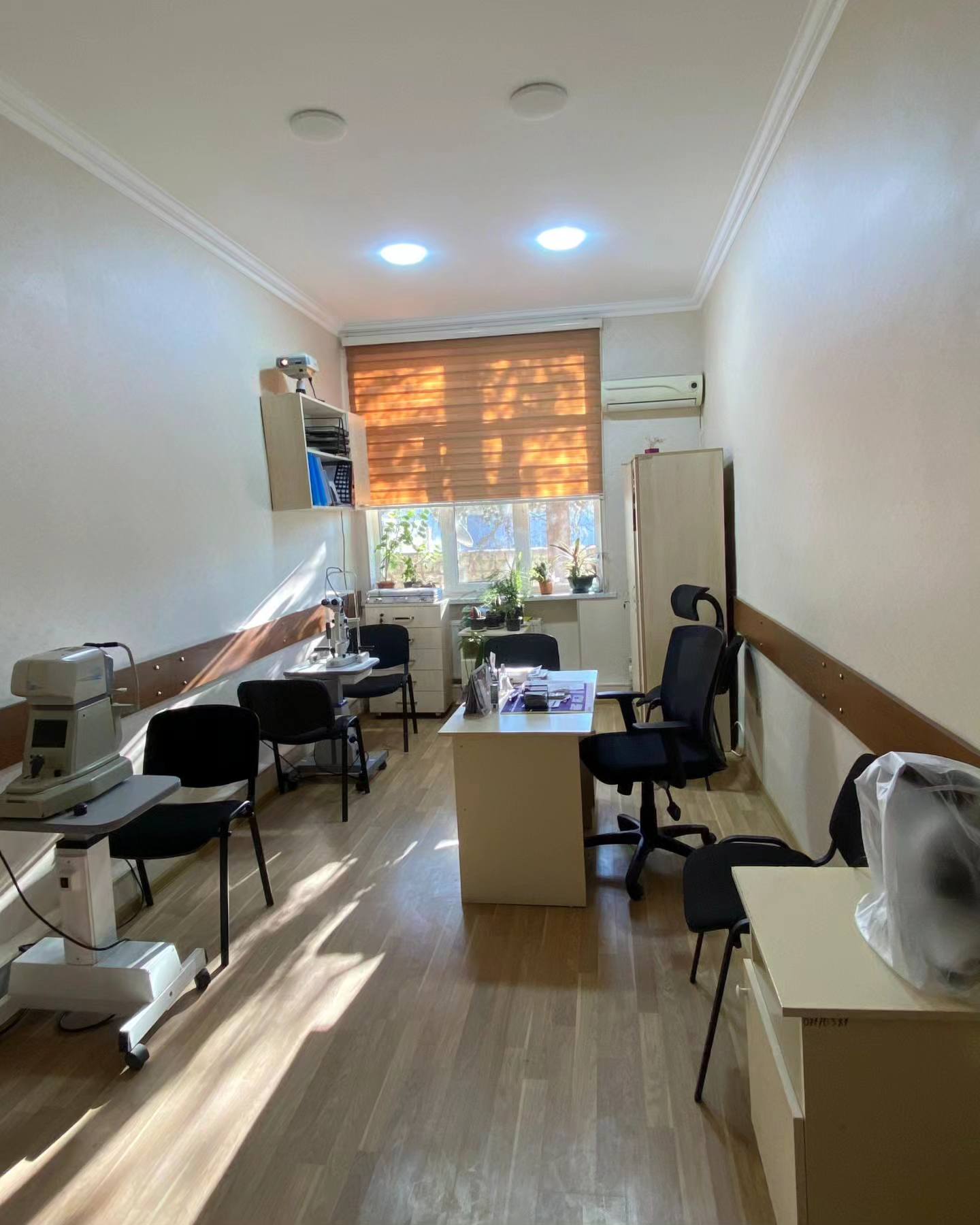  Akademik Zülfüqar Məmmədov adına xəstəxananın Oftalmologiya şöbəsində göz xəstəliklərinin müalicəsi və əməliyyatı aparılır 