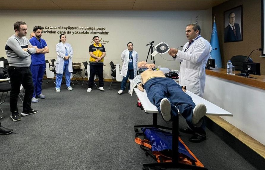  Mərkəzi Gömrük Hospitalında travmada ilkin təxirəsalınmaz tibbi yardım üzrə beynəlxalq kurs keçirilib   