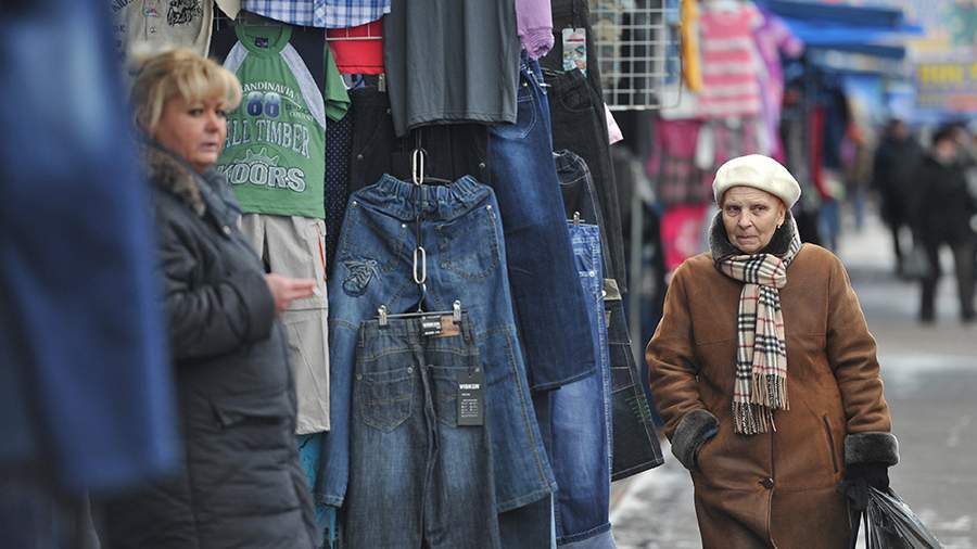 Kütləvi bazarda satılan paltarların toksiki təsirləri olur - ARAŞDIRMA