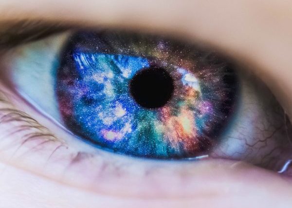 ScienceAlert: Görmə qabiliyyətinin dəyişməsi demensiyanı proqnozlaşdıra bilər