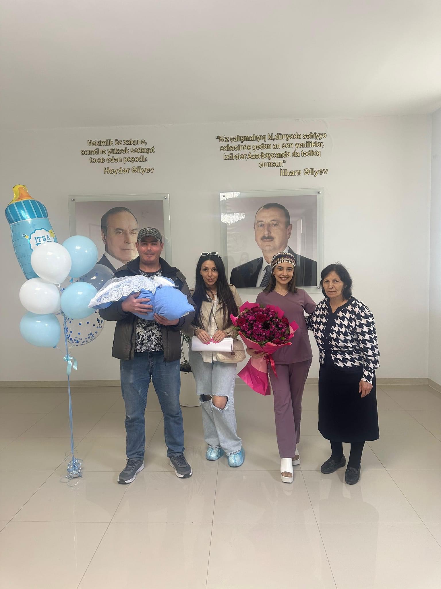  Qadın 6 il sonsuzluq sonrası ana olub