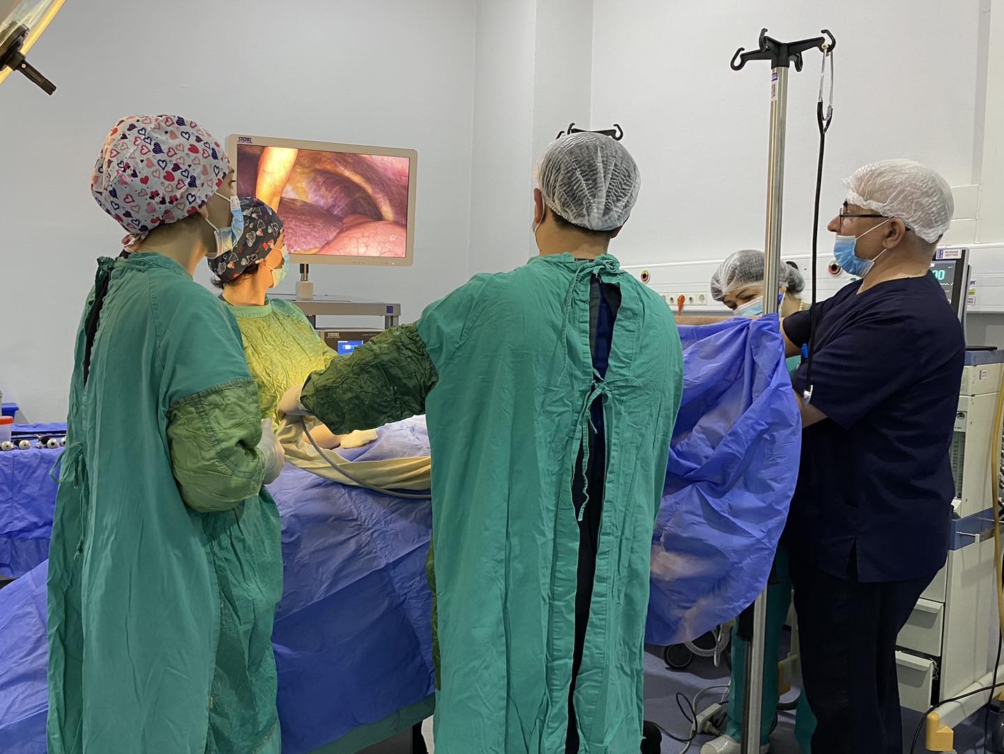 Qəbələ Rayon Mərkəzi Xəstəxanasında laparoskopik əməliyyatlar uğurla davam etdirilir