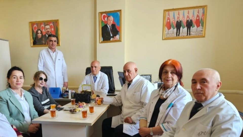 Özbəkistanlı professor ATU-nun Yoluxucu xəstəliklər kafedrasında olub  