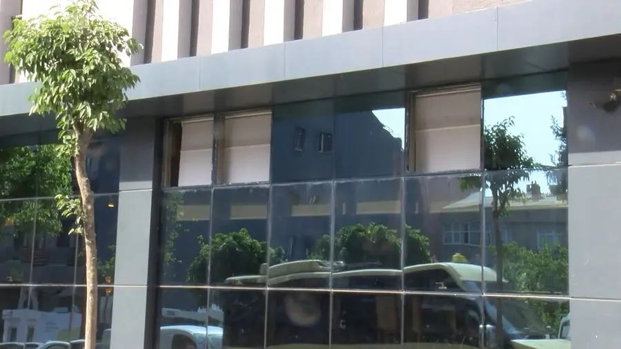 İstanbulda özəl xəstəxanaya silahlı hücum olub