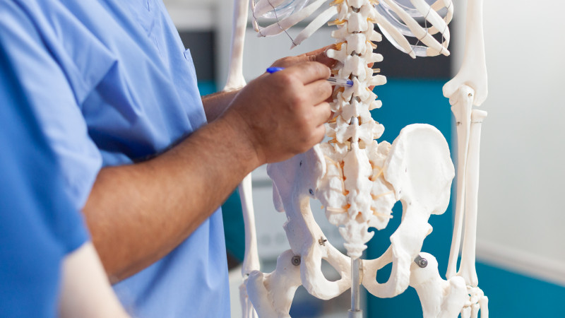 Onurğa implantı nə zaman qoyulur?