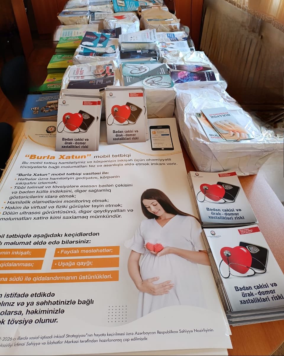  2 nömrəli Bakı Baza Tibb Kollecinə maarifləndirmə materialları təqdim olunub   