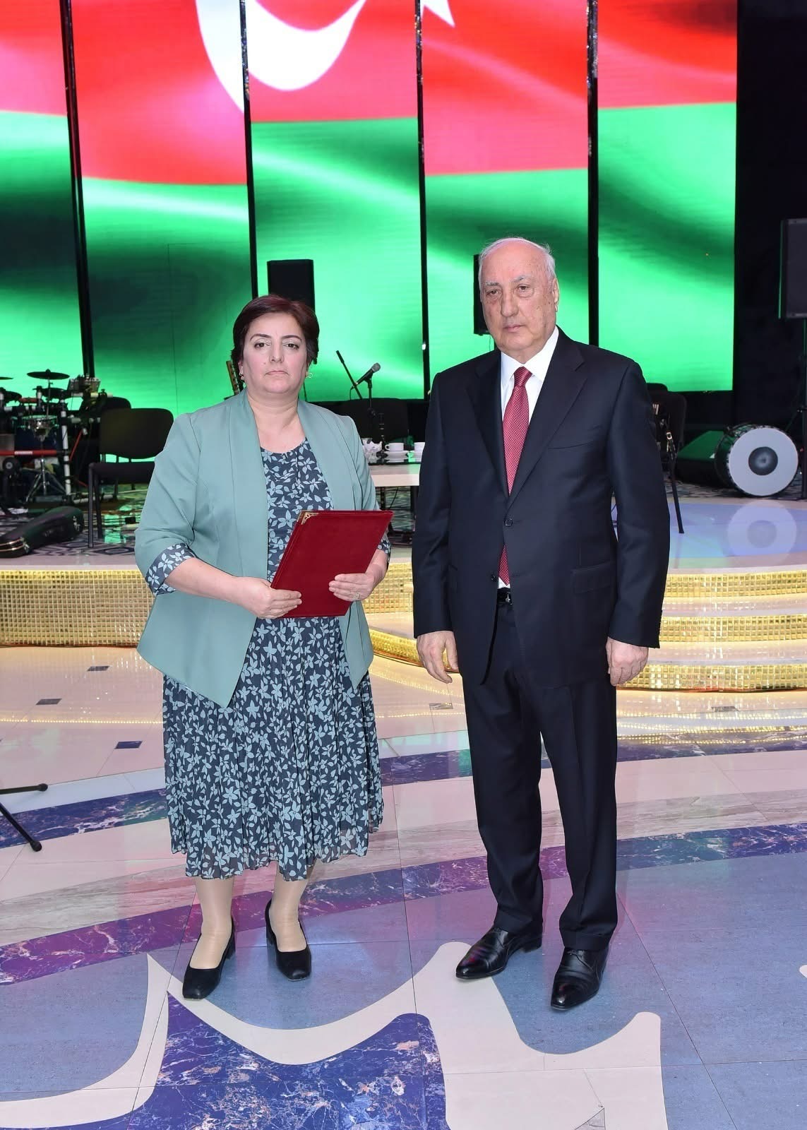 Sumqayıt Tibb Mərkəzinin əməkdaşları təltif olunublar