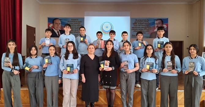 Məktəblilərə zərərli vərdişlərdən uzaq olmaq tövsiyə edilib