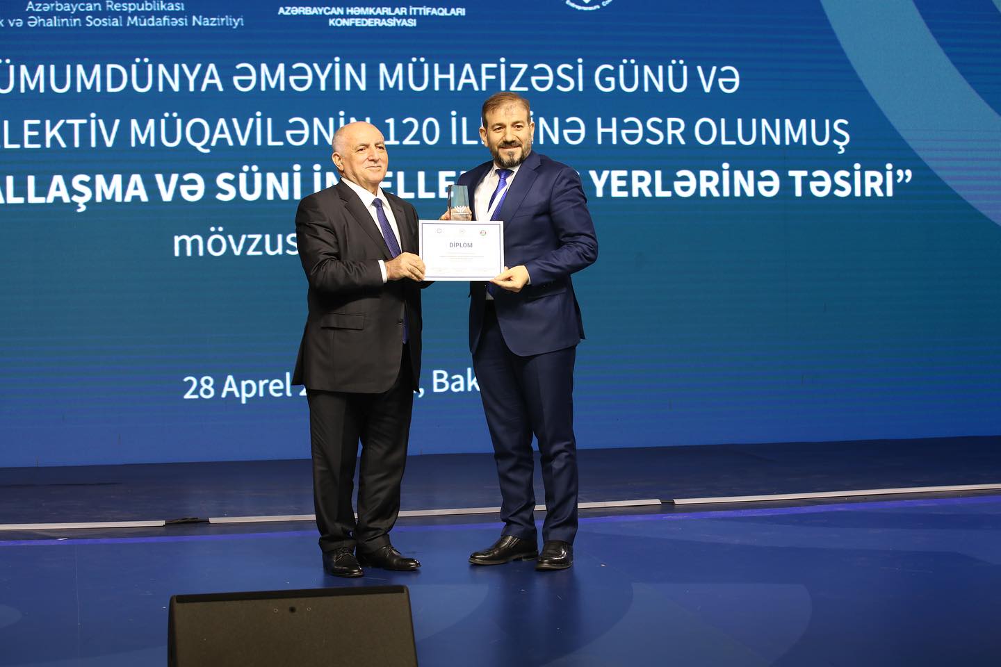  Yeni Klinika nüfuzlu mükafata layiq görülüb   