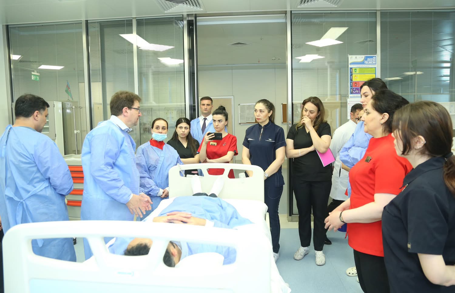 Almaniya ilə əməkdaşlıq çərçivəsində Yeni Klinikada təlimlərə başlanılıb