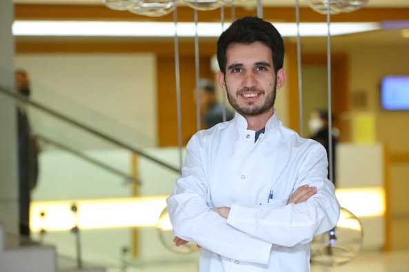 Gənc həkim Mərkəzi Gömrük Hospitalında işə başlayıb