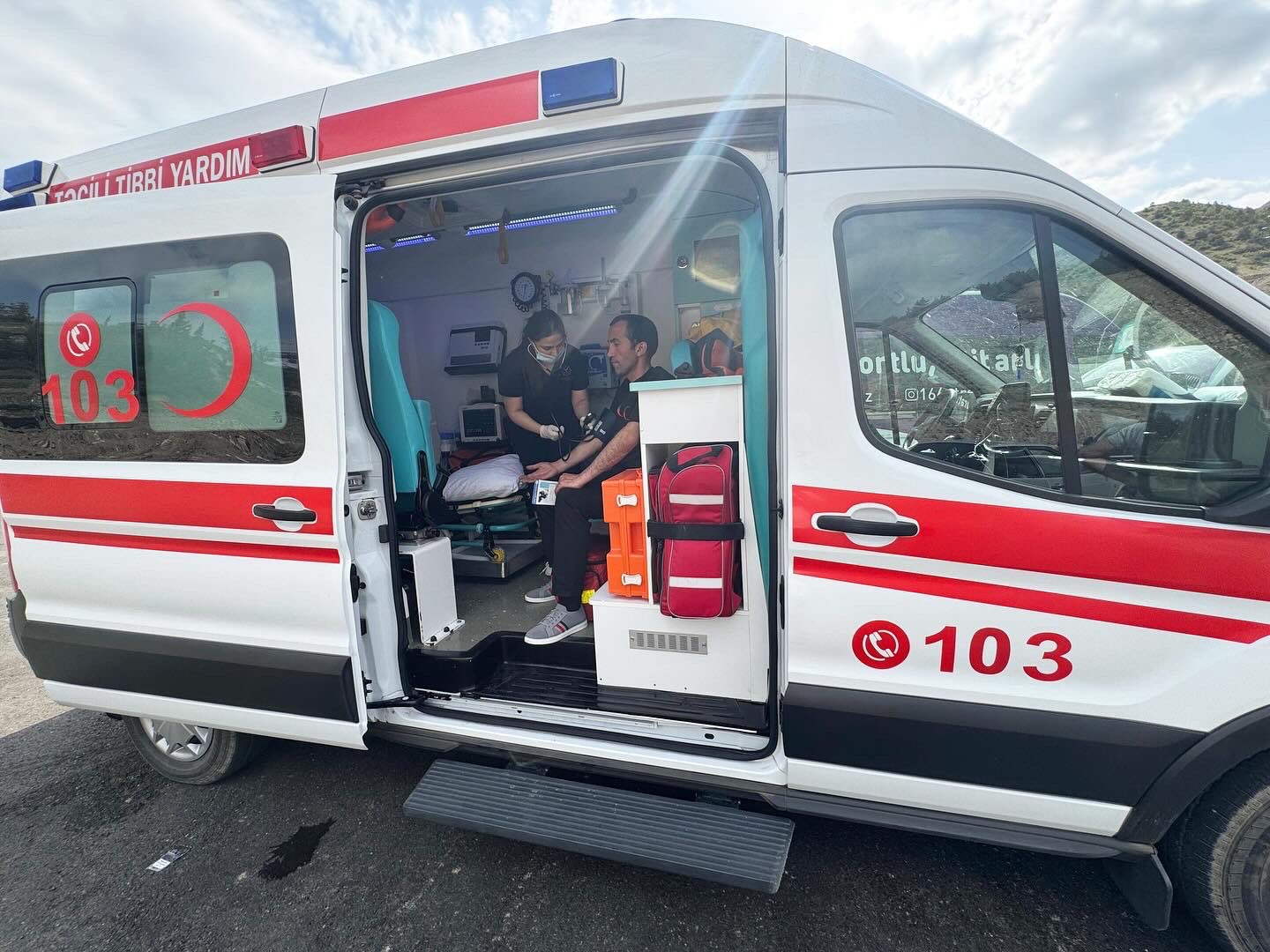  Laçın rayonunun Bəylik kəndinə yola salınan köç karvanı tibbi xidmət tərəfindən müşayiət olunub   