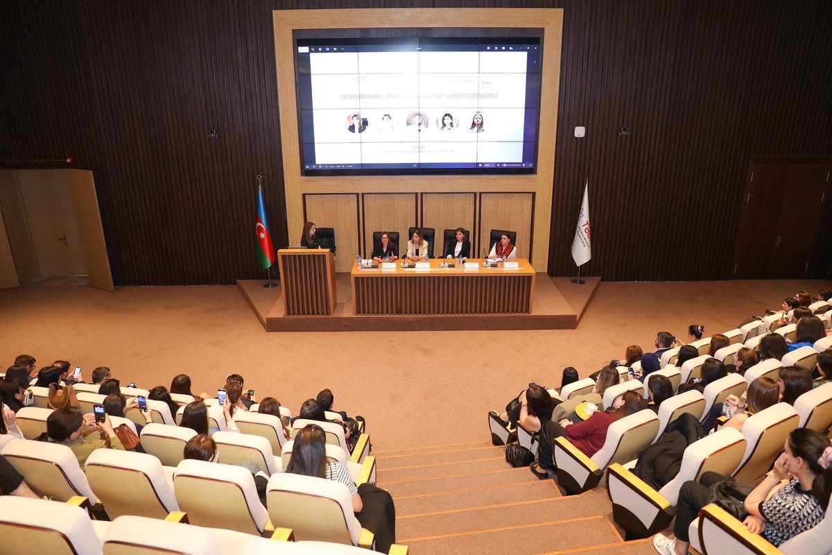 “Möcüzə qida – ana südü” konfransı keçirilib