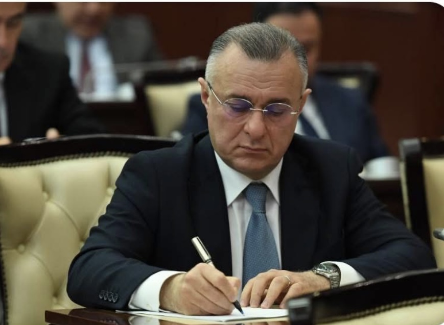 Teymur Musayev: Tibb mütəxəssislərinin sertifikasiyası üzrə imtahan qaydaları və suallar bazası yenilənir