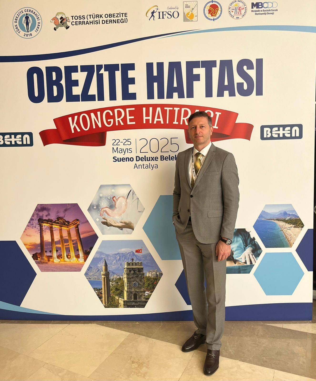  ATU-nun əməkdaşı Türkiyədə keçirilən konqresdə çıxış edib   