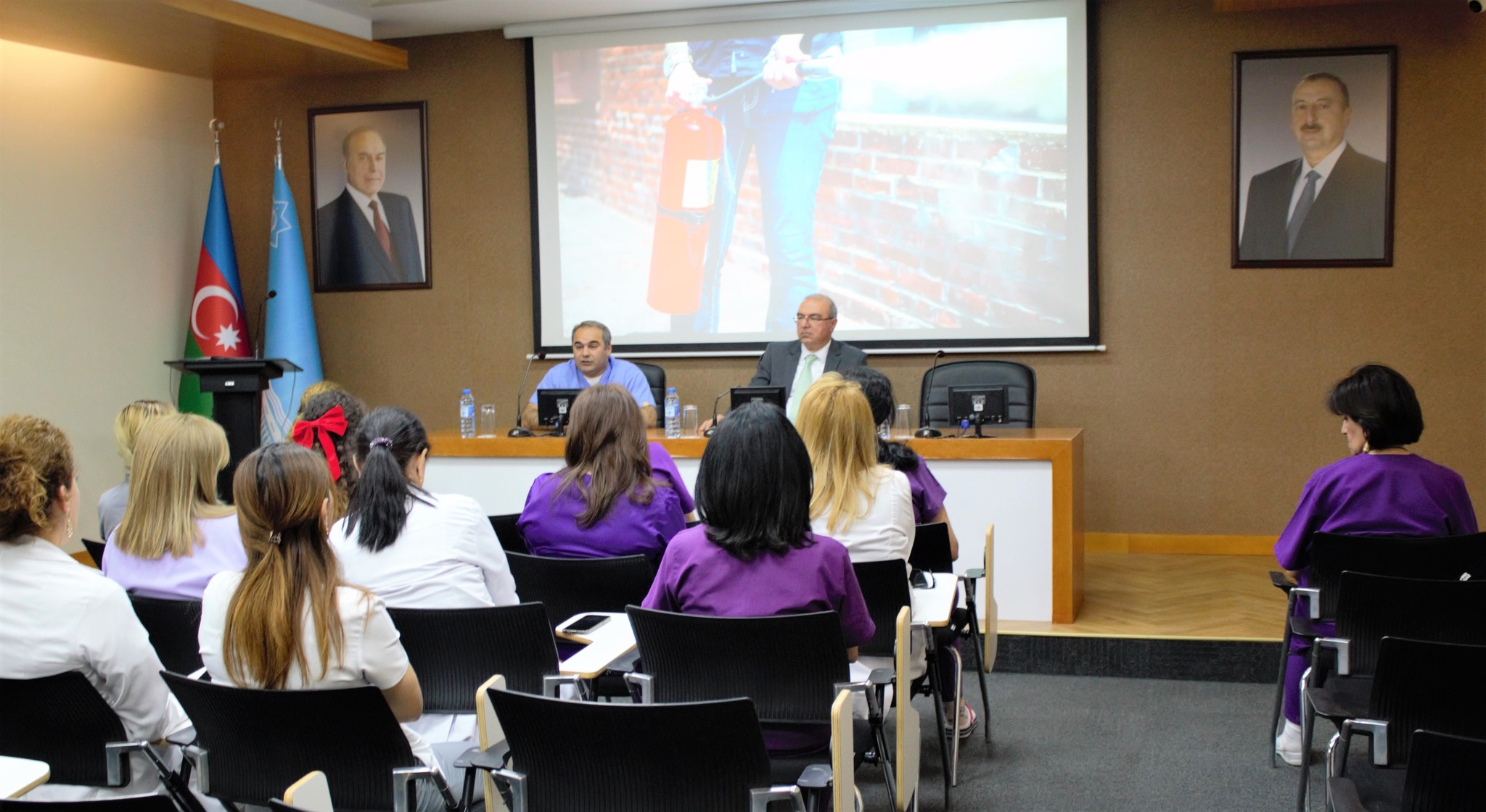  Mərkəzi Gömrük Hospitalında ilkin yanğın təhlükəsizliyi qaydaları ilə bağlı praktiki təlim keçirilib   