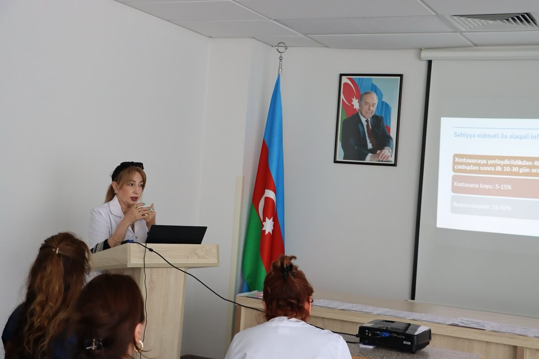 Elmi-Tədqiqat Tibbi Profilaktika İnstitutunda “Əl gigiyenası” mövzusunda təlim keçirilib