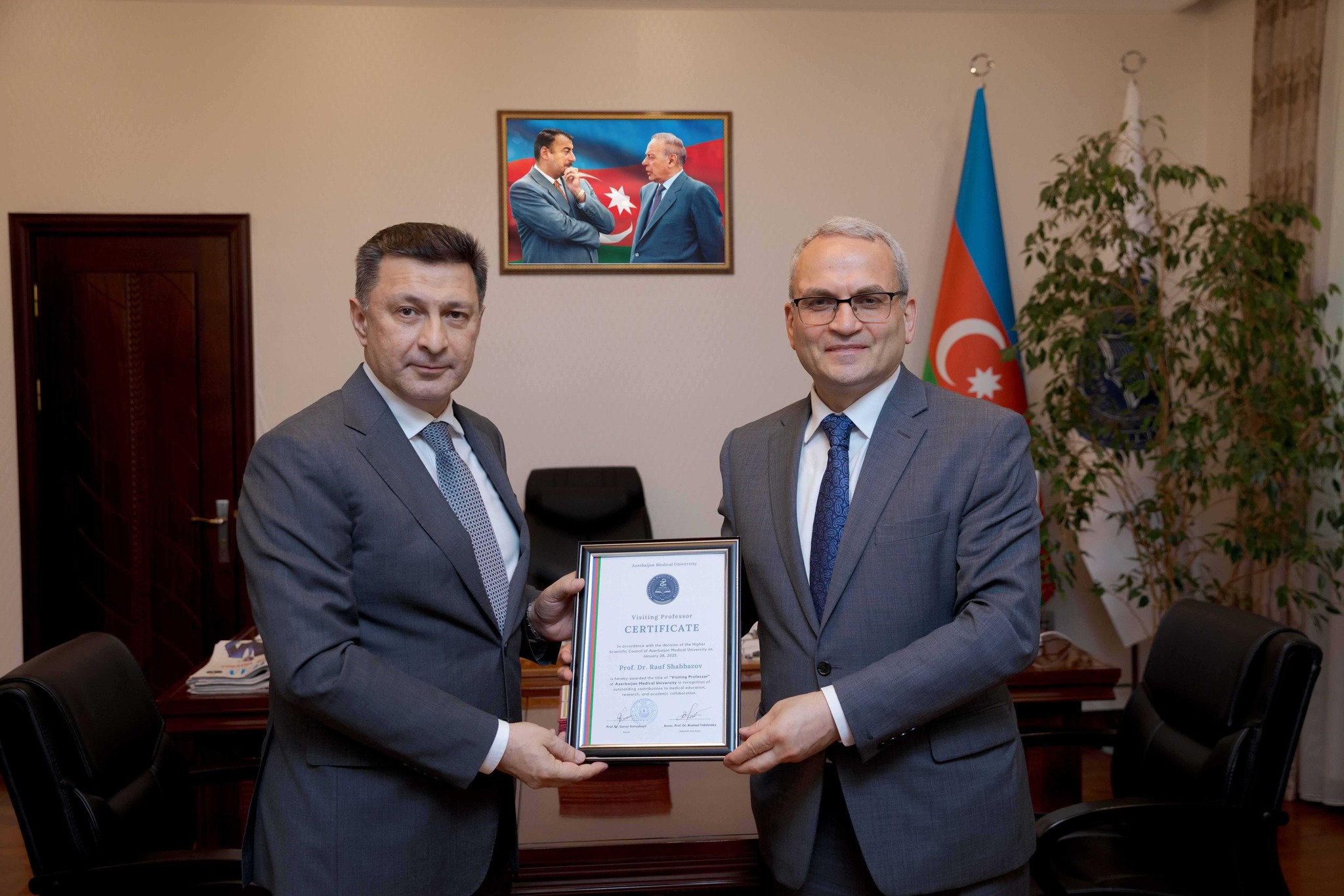  ABŞ-da çalışan azərbaycanlı alim ATU-nun “Qonaq professor”u oldu   