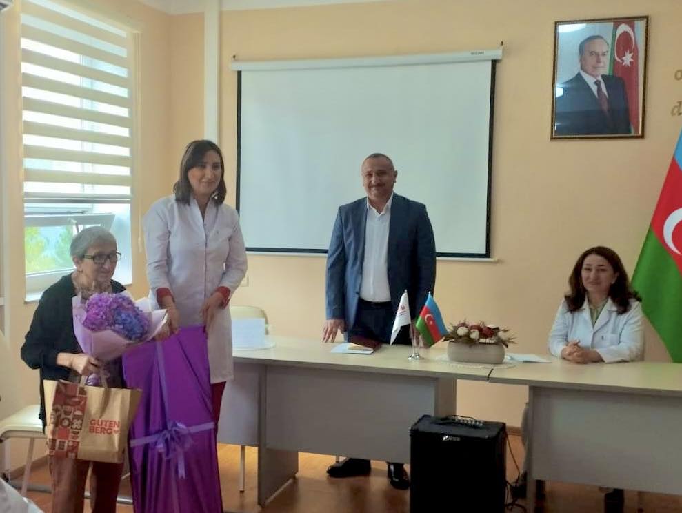 Oğuz RMX-nın həkim-laborantı əmək fəaliyyətinin son yaş həddi ilə əlaqədar olaraq təqaüdə çıxıb