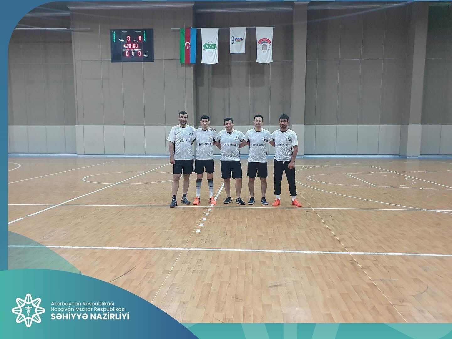 Naxçıvan MR Səhiyyə Nazirliyinin komandası futzal turnirində növbəti mərhələyə yüksəlib