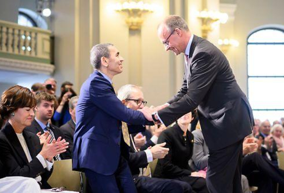 “BioNTech” şirkətinin təsisçiləri Alman Milli Mükafatına layiq görülüblər  