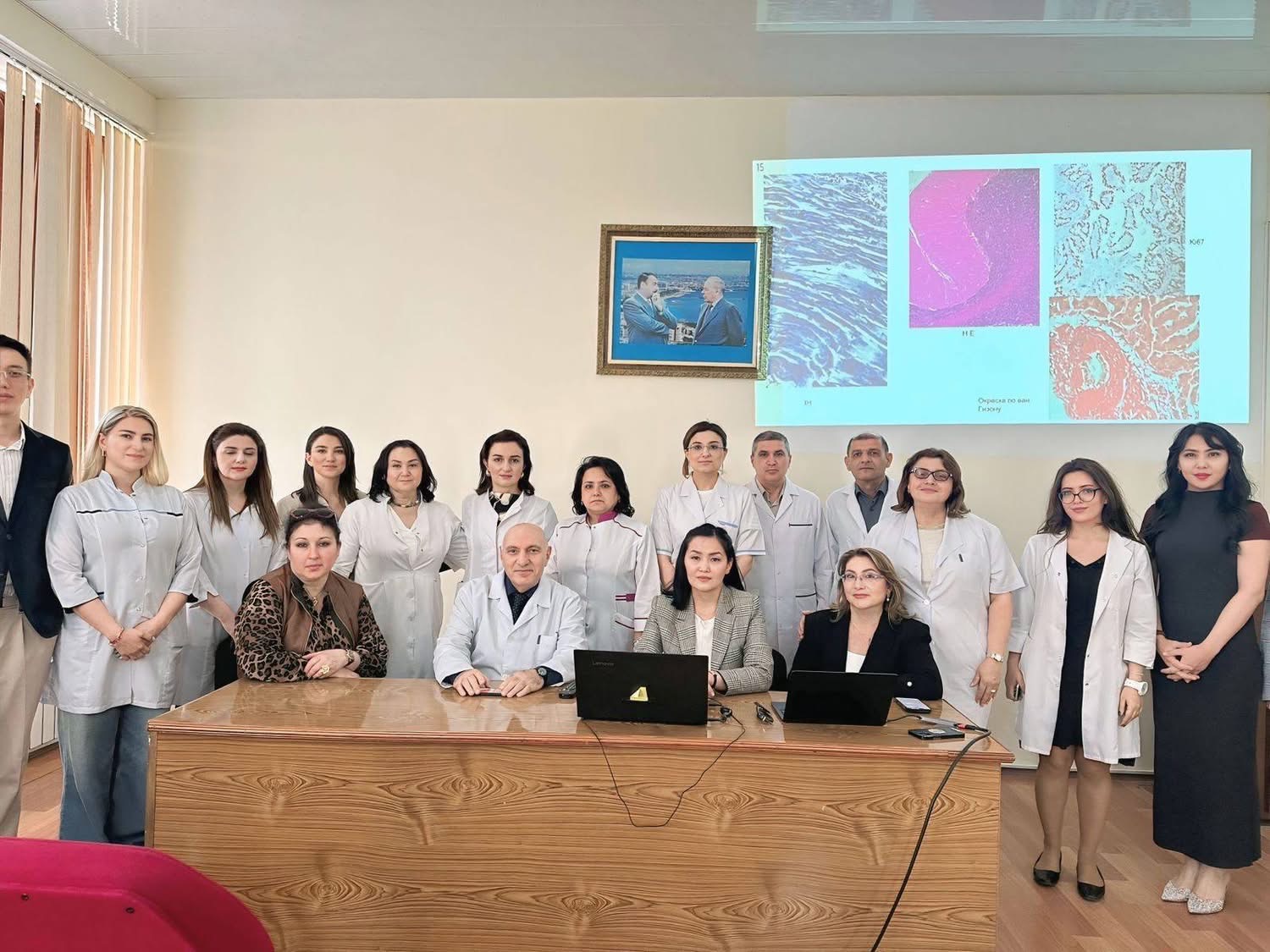 Qazaxıstanlı alimlər ATU-da elmi fəaliyyətlə məşğul olublar  